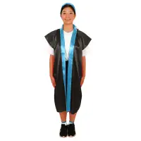 アーテック 19091 サテンロングハッピ（ハチマキ付） 黒（襟青） M 肌触りがよく、光沢のあるサテン製のロングハッピ！肌ざわりの良いサテン生地を使用したロングタイプのハッピです。サテン特有の光沢のあるきれいな色で、応援や演舞などを華やかに演出します。ハチマキ付きなので統一感が出ます。カラーが豊富なので、クラスやチーム、グループごとに色分けできます。運動会、発表会、イベントなど幅広いシーンで使えます。中学生～高校生向けのサイズです。※お使いのモニター設定、お部屋の照明等により実際の商品と色味が異なる場合がございます。 関連情報 カタログ 775ページ