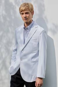 ナガイレーベン MPW-3950 MPメンズドクタージャケット MACKINTOSH PHILOSOPHY medicalwear®伝統と革新が響き合う。洗練されたシルエットとデザインに最先端の高機能ニット素材を使用することで快適な着心地をプラスしました。審美性と機能性を併せ持つ革新的なドクタージャケットです。 関連情報 カタログ 1015ページ