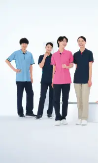 ナガイレーベン JD-3162 ニットシャツ（男女兼用） JD-3162 ニットシャツ（男女兼用）JD 新感覚！爽快ストレスフリー左胸ポケット、両脇ポケット、Wループ付き。衿元の配色がスポーティーな印象のポロシャツです。エアアームカットを搭載し、爽快素材を使用した着心地の大変優れたプロファンクション仕様となっています。ボタンが表になるべく出ない工夫もあり優しさも備えたデザインです。（Wループ:意匠登録済、特許登録済）※3S、B-1～B5サイズはイージーオーダーです。イージーオーダー品は「受注生産」となります。詳細はお問い合わせ下さい。 関連情報 カタログ 18ページ