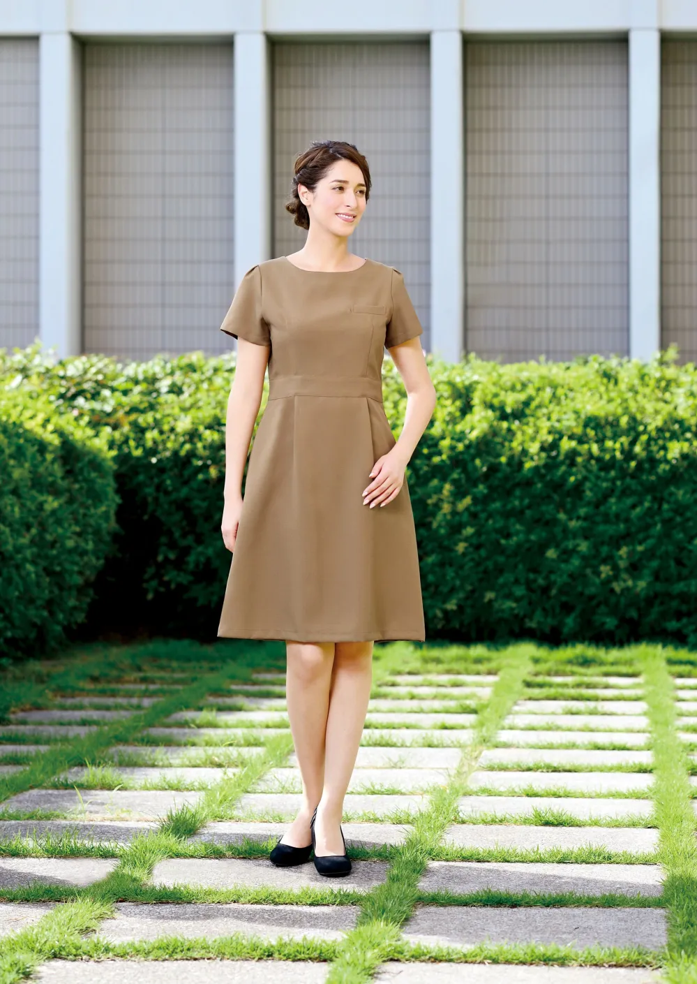 ユニフォーム1 シロタの半袖ワンピース E 3136