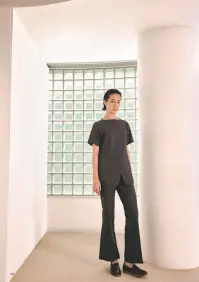 リビモード・キャララ DOM-0051 ファスナースクラブ[女] 関連情報 カタログ 24ページ