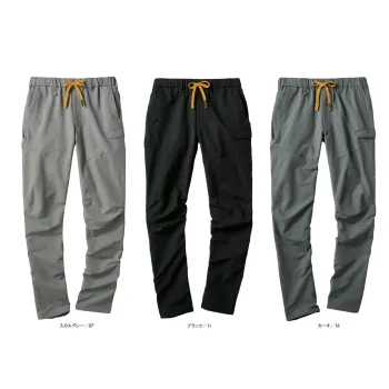 アタックベース 35101 The tough HELITEX ストレッチカーゴ 点接触構造HELITEX STRETCHカーゴパンツ裏面の点接触を強化し、ざっくりとした肌離れの良さがやみつきになる事間違いなし。特徴・裏面ざっくりとした肌離れの良い点接触・圧倒的なドライ感と軽さ・縦横に伸びるダブルストレッチ(4wayストレッチ)素材使用・右脚ファスナーポケット、左脚フラップポケット装備・バックポケット付き・ドローストリングやベルトループでウエスト調整が可能・着脱しやすいフロントファスナー仕様仕様品番:35101品名:The tough HELITEX ストレッチカーゴ