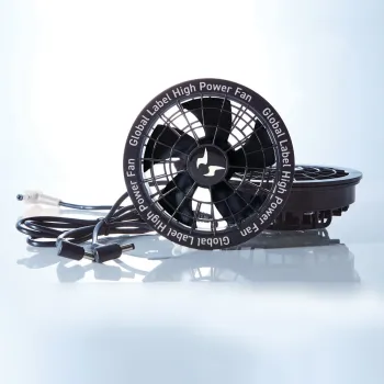 アタックベース RD9530H 24VファンセットGL-1 Global Label RD9530H 24Vスピンロックファン GL-1わずか89gの超軽量コンパクト設計ながら、最大風量約6.0m3/min(約100ℓ/sec)の強力な冷却性能を実現したスピンロックファンです。専用バッテリー(RD9580G)と組み合わせることで、様々な作業環境で快適な使用が可能です。特徴・スピンロックファン2個セットで効率的な空気循環を実現・最大風量約6.0m3/min(約100ℓ/sec)の強力送風・ファンの厚さ40mmのスリム設計で作業の邪魔にならない・約89gという超軽量設計で長時間の装着でも負担が少ない・24V+15V時に約15分+約7時間の長時間稼働・15V時に約8時間、12V時に約12時間の安定稼働※ご使用になる際は24VバッテリーセットGL-1(RD9580G)と併せてご使用ください。※Japan Labelとの互換性はございません。(RD9580Gのみが使用可能です)※この商品はご注文後のキャンセル、返品及び交換は出来ませんのでご注意下さい。※なお、この商品のお支払方法は、前払いにて承り、ご入金確認後の手配となります。仕様品番:RD9530H品名:24VファンセットGL-1セット内容:スピンロックファン2個、ファンケーブル