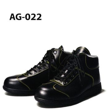 青木産業 AG-022 安全靴（受注生産） AG series滑りやすい環境の作業場で力を発揮！スポンジラバーとソリッドラバーの重層構造により発砲ポリウレタンの弱点「加水分解」を克服！耐滑ソールであるアクアグリップソールも進化+「RBセラミックス」標準配合となり、耐滑性抜群の新世代安全靴が誕生しました。■耐滑性能廃棄物の米ぬかをリサイクルした環境に優しい新素材「RBセラミックス」を使用。RBセラミックスの微粒子が床面をつかみ、スリップ事故を防止します。■つま先保護性能JIS規格の耐衝撃性能、耐圧迫性能をクリアした安全靴。万が一の事故からつま先を守ります。■天然皮革使用「履いたその日から足になじむ」と好評の国内タンナーによる天然皮革は柔軟性・耐久性・透湿性保形成に優れています。【業種・作業内容】水運輸・倉庫業:水運業、水上甲板作業、冷凍（冷蔵）庫内作業、定盤上の作業、低温環境作業油・水製造業:飲食料品製造業、食品加工作業、厨房作業※この商品は受注生産になります。※受注生産品につきましては、ご注文後のキャンセル、返品及び他の商品との交換、色・サイズ交換が出来ませんのでご注意ください※受注生産品のお支払い方法は、先振込（代金引換以外）にて承り、ご入金確認後の手配となります。