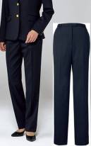 The FELLOWS TE3922-1 パンツ PAIR WEAR SUITS HONEST NAVY高品質と気品を。シーンや年齢を選ばないトラディショナルなフォルム。誠実さをスマートに伝えるネイビーカラーのスーツ。POINT 01.ここちよく伸びて、しっかり戻る。ストレッチ性＆回復性POINT 02.丈夫で長く着られる。高耐久性POINT 03.お手入れが簡単。防シワ性POINT 04.高品質でやわらかい。スムースな肌触りPOINT 05.持続可能な環境を未来へつなぐ。植物(とうもろこし)由来のバイオ素材。Sorona&reg;Soronaは、ライセンスに基づき使用されているデュボンの商標です。叶えたいのは、誠実さを伝える統一感のある装い。大切なお客様をお迎えする場に相応しいのはおもてなしの誠意とプロ意識を伝えるコミュニケーション力を持つ装い。「The FELLOWS」には多彩な選択肢を持つ、洗練された男女ペアシリーズが充実。お客様に信頼感を与える、統一感のある装いをお約束します。PROMISE 01.Reliability 信頼を与える清潔感、洗練さ。隙のない清潔感お、品よく洗練された佇まい。お客様に安心、信頼感を与えるクラス感のあるアイテムを豊富に取り揃えました。PROMISE 02.Pair Style 統一感を育む男女ペアの充実。お客様に信頼感を与えると同時に、働く側の気持ちを引き締め、チームとしての連帯感を向上させる統一感あるペアアイテムが充実。PROMISE 03.Function 快適さを約束する機能性。毎日のハードワークを支えるためのきめ細かな配慮が、快適な着心地と長時間でもきちんと感をキープした着こなしをサポートします。洗練のペアウェアで、至福のおもてなし。THE FELLOWSがこだわったのは、男性、女性のペアウェアがもたらす統一感のある美しい装い。それは、お客様をお迎えする空間を温かなホスピタリティで満たし、誠意、誇り、細かな配慮など、共通する意識を印象づける大切なツールでもあります。お客様に心からのおもてなしを…。そんな想いを込めたペアウェアです。