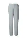 The FELLOWS TE5024-3 パンツ（グレー） おもてなしを自分らしく心地よく特徴・ご家庭で洗えるホームウォッシャブル・伸縮性のあるストレッチ素材・すっきりとしたシルエットのノータック仕様・伸縮性があり動きやすい脇ゴム入りウエスト・裏地付きで肌ざわりが良い前後ひざ上裏・防汚加工で汗じみなどの汚れを防止。洗濯を重ねても効果が持続。仕様品番:TE5024-3品名:パンツ