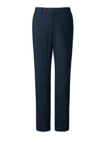 The FELLOWS TE5706-1 パンツ サスティナブルを秘めた、至高の存在感高貴なネイビーブルーにゴールドが印象的なベストは環境へのやさしさを配慮したサスティナブル素材を採用。特徴・国が定めた環境に優しい製品の基準を満たした商品・ご家庭で洗えるホームウォッシャブル・伸縮性のあるストレッチ素材・すっきりとしたシルエットでスタイリッシュな印象のノータック仕様・ウエストの両脇にゴムがあり、ほどよく伸縮して快適な履き心地・前後のひざ上まで裏地が付いており、摩耗や型くずれを防ぎます。仕様品番:TE5706-1品名:パンツ