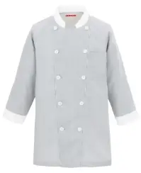 KAZEN 682-35 コックシャツ 682-35 コックシャツ爽やかなストライプと白の配色が美しい、プロフェッショナルなコックシャツです。「長短複合組織」による特殊な織物で上品な光沢感を持ちながら、凹凸状の組織により肌離れに優れ、長時間の調理作業でも快適な着心地を実現しました。機能性にも優れ、調理現場での衛生管理をサポートする工夫が随所に施されています。特徴・爽やかなストライプと白の配色デザインで清潔感を演出・「長短複合組織」による特殊な織物で上品な光沢感を実現・凹凸状の組織により肌離れに優れ、蒸れにくい快適な着心地・内側にアメリカンスナップ付きで着脱がスムーズ・内側に体毛防止加工袖を採用し、異物混入防止をしっかりサポート・裾にスリット入りで動きやすさを確保
