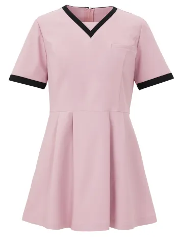 KAZEN KZN316-43 レディスチュニック KZN316-43 レディスチュニック美しいVネックと華やかなフレアシルエットが魅力的なレディスチュニックです。特殊加工技術によるコンフォートストレッチツイルを採用し、ニットのような高いストレッチ性と軽量感を実現。モダンなディテールとタイムレスなデザインで、プロフェッショナルな印象と動きやすさを両立させました。特徴・美しいVネックラインとフレアシルエットでエレガントな印象・特殊加工技術によるコンフォートストレッチツイルでニットのような柔軟性・優れたバックストレッチ性に加え、軽量感と柔らかい風合いで一日中快適・左胸に携帯・スマートフォン対応ポケット付・両腰のスリットポケットでスッキリとした印象ながらしっかり収納・ウエストから裾のフレアタックでどの角度からも美しいシルエット・後ろ中心ファスナーで着脱しやすい