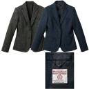 ボンマックス FJ0316L レディス ハリスツイードジャケット Harris Tweed Jacket紳士の装いを彩る伝統的な素材、ハリスツイードを使用したアイテムがF by FACE MIXに初登場。●すぐに物が出し入れできる便利な胸ポケット付き。●左右の裾にはポケットが付いているので便利。●社章やバッジなどの装着に便利なラペル穴。●袖裏にはオシャレなストライプ生地を使用。●ペンなどを挿せる内ポケットが左についています。●右の内ポケットは物が落ちないフラップ付。●裏地は総裏仕立て。背抜きよりも丈夫で暖かさの増す仕様。●裾のセンターベンツがスムーズな動きをサポート。●左裾内側に名刺などが入るチケットポケット付き。Harris Tweed ハリスツイードハリスツイードとは、スコットランドのアウターヘブリディーズ諸島で生産されるツイード生地のこと。素材や織りのプロセス、仕上げに至るまで、ハリスツイード協会によって厳しい基準が定めらえています。そして、基準をクリアしたものだけが、ハリスツイードと認められるのです。ざっくりした粗い風合い、保温性、油を含んだ未脱脂ウールならではの雨をはじく効果などが特徴となっています。