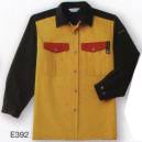 ベスト E392 長袖ペアシャツ さらっと軽い着心地の薄手素材を採用。ブルゾンとペア感覚で着こなせるカラーリングのペアシャツ。●フォーンドッグ:左胸には携帯電話の専用ポケット付き。携帯電話が落ちないストラップもついています。 ●背ヨーク切り替え:カラーコントラストを効かせたオシャレなデザインです。 ●セベリスクール:黄色ブドウ球菌の繁殖を抑えで、いやなにおいの発生を防ぎます。洗濯後も効果はほとんど変わりません。麻のようなシャリ感とさらっとした着心地。帯電防止加工で静電気を防ぎます。