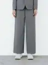 ボストン 12233-94 ワイドパンツ（女性用/グレー） レディースワイドパンツゆったりとしたシルエットで、リラックス感ある着こなしに。ボクシーシルエットのトップスと合わせるのがおすすめです。後ろ脇ゴムと肘裏地付き。仕様品番:12233-94品名:ワイドパンツ