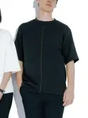 ボストン 23117-99 Tシャツ（男性用/ブラック） 1枚でも、ジャケットを着てもサマになるTシャツ程よい光沢とハリのあるダンボールニットを使用。シワになりにくく、軽くて伸びやかな着心地です。仕様品番:23117-99品名:Tシャツ