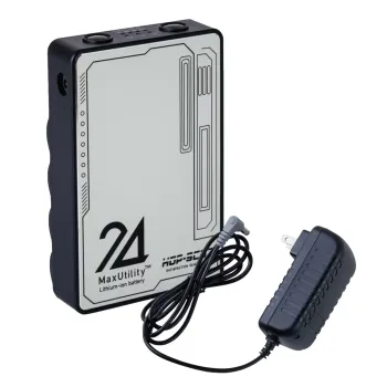 CUC 992006 MAX.24V マルチバッテリー(充電器付き) MAX.24V マルチバッテリー(充電器付き)パワーも快適も、この一台でMAX.24V特徴・24V・20V・16V・12Vの各電圧を最大限に活用するボルト性能フル稼働仕様です。・16Vフル稼働時には75ℓ/秒の大風量と8時間以上の連続使用が可能。・約4時間でフル充電が可能な急速充電に対応。・HOP-SCOT®のEW水冷ウェアと同時に使用可能。仕様・品番:992006・品名:MAX.24V マルチバッテリー(充電器付き)・入力電圧(DCプラグ):DC16.8V/2.0A・出力電圧(DCプラグ):DC24V/20V/16V/12V/1.0A・バッテリー容量:5000mAh・ワット時定格量:73Wh・定格電圧:14.6V・重量:約375g・サイズ:約H126mm×W80mm×D28mm・充電時間の目安:約4時間・充放電回数の目安:約300回・出力切替:4段階切替※ファンと接続する際には、HOP-SCOT®+24V専用のファンとケーブルをご使用ください。※この商品はご注文後のキャンセル、返品及び交換は出来ませんのでご注意下さい。※なお、この商品のお支払方法は、前払いにて承り、ご入金確認後の手配となります。
