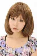 クリアストーン 4560320845980 WIGGY RICH WIG ソフトボブ（マロンブラウン） 毎日のコーディネートに合わせて、自分の魅力を引き出せちゃう☆つむじも自然で、ナチュラルな髪形揃いなので、デイリーに楽しんで♪ 耐熱ウィッグだから、コテ、ヘアアイロンOK！内側のアジャスターでサイズの調節ができます。  ※この商品はご注文後のキャンセル、返品及び交換は出来ませんのでご注意下さい。※なお、この商品のお支払方法は、先振込（代金引換以外）にて承り、ご入金確認後の手配となります。