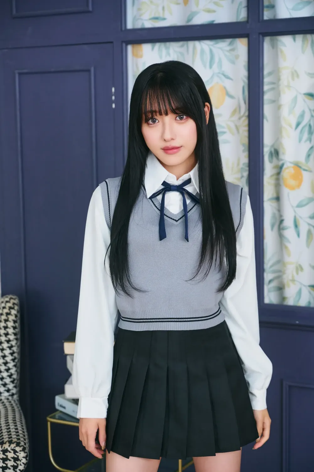 オルチャンセーラー ニットベスト グレー×ブラック クリアストーン