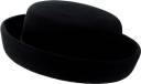 ユーファクトリー C96340 帽子 エレガンスを引き出してくれる帽子。スタイルの仕上げには欠かせないアイテムです。帽子をプラスして、着こなしの完成度を高めよう！●ユー・ファクトリーの帽子には、全てコームを取り付けております。帽子のサイズが大きくて合わない場合のずれ防止や、屋外での風対策に効果的。 ●着用環境や時間と共におきる“日焼け”“黄ばみ”などの変色は、どうしても避けられません。その点を十分ご考慮のうえ、ご採用ください。 ●帽子は着用されなくても、保管の仕方によって、型くずれ、変色等がおきる場合があります。ご注意ください。 ●染めロットにより、色ぶれが生じることがあります。ご了承ください。日頃のケア: 帽子はクリーニングできません。だけど毎日着用するもの。放っておくと不潔なばかりか、汗ジミが残ってしまいます。日頃からこまめにお手入れすることが、帽子を永く、美しくキープするポイントです。毎日気持ちよく着用していただく為のお手入れ方法をご紹介します。●額などに直接接するリボン部分は、汗やファンデーションがつきやすい場所です。汗などの汚れは、ぬるま湯で、油性の汚れはベンジンなどを少量含ませた布で軽くたたくようにして落とします。 ●雨などで濡れた場合は、すぐに柔らかい布なので拭き取り、陰干しして下さい。そのままにしておくと、シミや型くずれの原因になります。 ●知らず知らずにホコリは付いています。ソフトなブラシで、優しくブラッシングするように心がけましょう。こまめなケアが帽子をきれいに保ちます。保管方法 ●湿気、汚れを取り除き、防虫、防腐剤と共に、通気性の良い所で保管して下さい。●型くずれを防ぐために、必ず帽子の形に合った箱か袋で保管して下さい。●プリムの広い帽子や、下向きの帽子は、クラウンに薄紙を詰めて、プリムを浮かせるように保管して下さい。