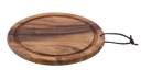 不二貿易 21937 アカシア ラウンドカッティングボード10（4枚入） 上質で温かみのある木のうつわでゆったりとした食事のひと時を来客時など少しあらたまったテーブルにしたい時。ちょっとおしゃれな普段使いにも。美しい木目の温もりある表情が、食器を優しい雰囲気に。アカシアの木柄アカシアの木柄は濃厚で深みのある色合いを持ち、衝撃・曲げにも強い抵抗力を持ちます。通直の木目の中に、時折現れる曲線が、アクセントとなって魅力をより一層高めています。アカシア食器は天然木を削り出して作っているため、模様や色合いなど同じものは無く、世界にひとつだけのオリジナルとなります。お子様がいるご家庭でも安心硬くて粘りがあるアカシア材は、テーブルなどから落としてしまっても破損しにくいのはもちろんのこと、ガラスのように破片が飛び散ることもないため、気軽に安心してご使用いただけます。豊富なラインナップリピーターも多い、人気のアカシア食器。豊富なラインナップからお料理に合わせて、ギフトのご予算に合わせて、その日の気分でお選びいただけます。食器としてだけでなく食器としてだけでなく、植物をディスプレイしたりアクセサリーや鍵などの小物入れとしても。お部屋に素朴でナチュラルなぬくもりをあたえてくれます。※4枚入りです。※この商品はご注文後のキャンセル、返品及び交換は出来ませんのでご注意下さい。※なお、この商品のお支払方法は、先振込（代金引換以外）にて承り、ご入金確認後の手配となります。※こちらの商品は、取り寄せに最短でも1週間程かかりますので、予めご了承ください。