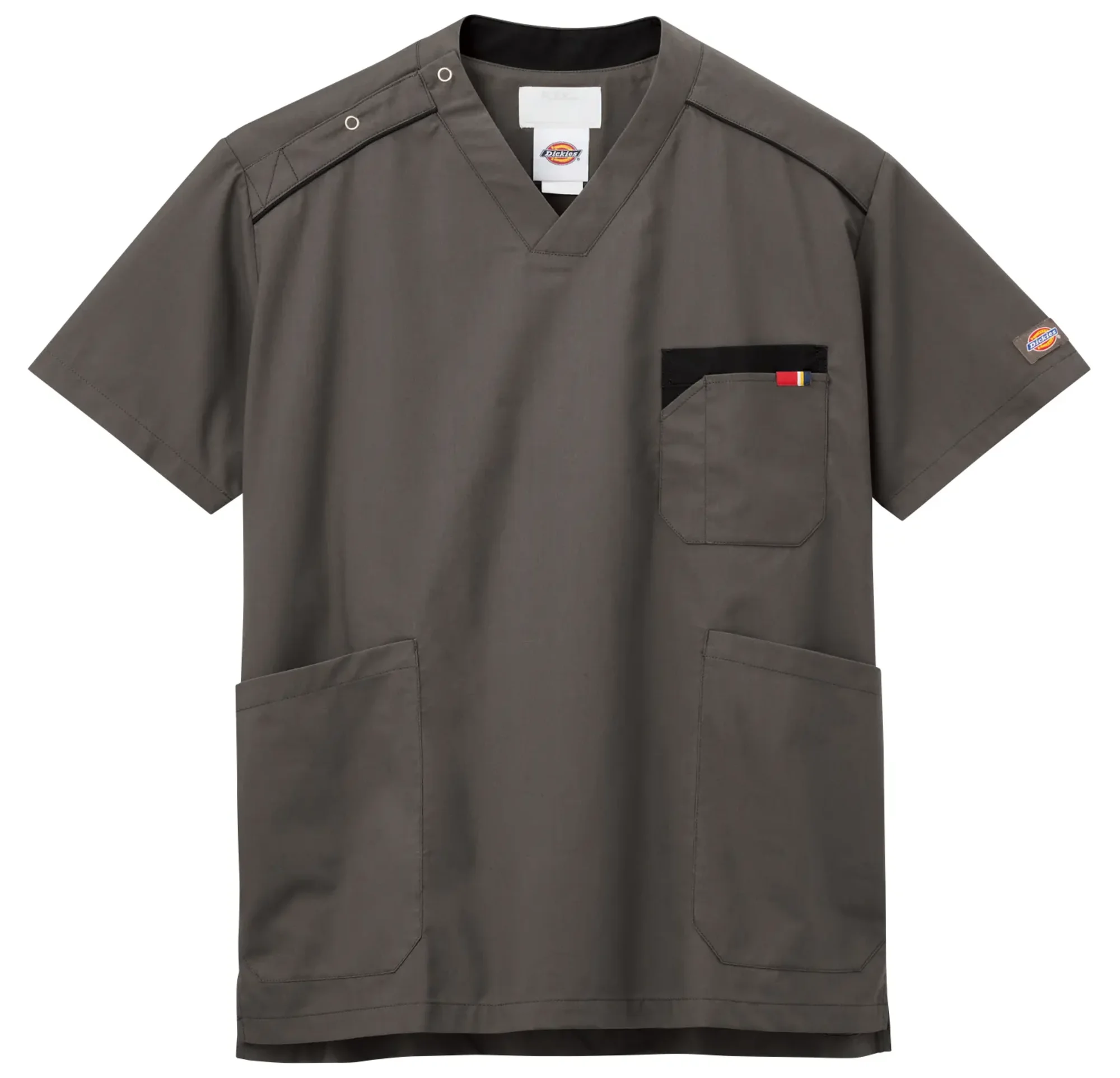 フォーク 7111SC-5 スクラブ Dickies スクラブ 7111SC-5 世界的に信頼される作業着ブランドDickiesが手掛ける、機能性とスタイルを兼ね備えた医療用スクラブです。ストレッチ素材を採用し、忙しい医療現場での動きやすさを実現。左袖のロゴが、プロフェッショナルな印象を与えます。特徴・動きやすいナチュラルストレッチ素材で長時間の着用でも快適・左袖にDickiesロゴ入りで高級感のあるデザイン・2重の胸ポケットで小物の収納に便利・ユニセックスデザインで男女問わず着用可能・Vネックデザインでスマートな印象・医療現場・介護施設での使用に最適な機能性■使用素材→ポリエステル50％・綿50％