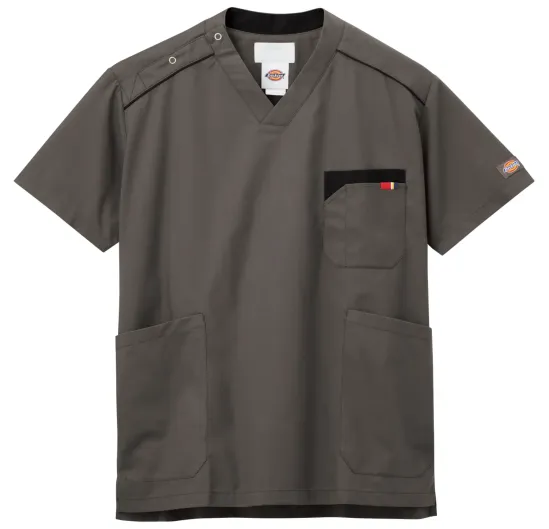 フォーク 7111SC-5 スクラブ Dickies スクラブ 7111SC-5 世界的に信頼される作業着ブランドDickiesが手掛ける、機能性とスタイルを兼ね備えた医療用スクラブです。ストレッチ素材を採用し、忙しい医療現場での動きやすさを実現。左袖のロゴが、プロフェッショナルな印象を与えます。特徴・動きやすいナチュラルストレッチ素材で長時間の着用でも快適・左袖にDickiesロゴ入りで高級感のあるデザイン・2重の胸ポケットで小物の収納に便利・ユニセックスデザインで男女問わず着用可能・Vネックデザインでスマートな印象・医療現場・介護施設での使用に最適な機能性■使用素材→ポリエステル50％・綿50％