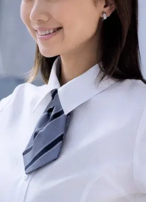 アスコットタイ（スモールポイントストライプ）