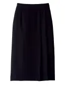 ハネクトーン 9862 ロングスカート CounterBiz Plus+ 9862 ブラック ロングスカート静かな気品と凛とした美しさを演出するCounterBiz Plus+シリーズのロングスカート。深みのある漆黒と、なめらかな落ち感がフォーマルシーンに映える一着。高品質な再生素材RENU&reg;ダブルサテンのしなやかなストレッチ性で、快適な着用感も実現しました。特徴・長め丈がクラシカルな印象を与えるロングシルエット・深みのある黒が際立つRENU&reg;ダブルサテンを使用し、上質な光沢感としなやかさを両立・ストレッチ性があり、長時間の着用でも疲れにくい快適仕様・シンプルで飽きのこないデザインは、幅広い業種の接客シーンに対応・ジャケット（9198-8、9199-8）とのセットアップで統一感あるエレガントな装いに仕様・品番:9862・カラー:ブラック・サイズ:5号・7号・9号・11号・13号・15号・17号・19号