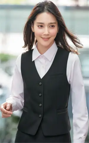 ペプラムデザインベスト