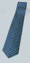 サーヴォ MAC-032 ネクタイ（メンズ） 濃紺に白の大きなピッチのストライプ。やや厚みのあるジャガード。モダンな印象。