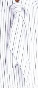神馬本店 EM71 ストライプスカーフタイ 結び方を替えれば、胸元の表情ぐっと多彩に。