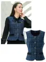 ジョア 12150-3 ベスト 12150 ベスト接客のプロフェッショナルのためのen joie華やぎコンシェルジュ®コレクションのエレガントなベストです。グランブルーチェックのツイード調素材にゴールドラメ糸を織り交ぜた生地厚5の上質な仕上がりで、インフォメーションやフロント業務での品格ある存在感を演出し、お客様への上質なおもてなし体験を提供します。特徴・華やぎコンシェルジュ®コレクションの贅沢で至高を演出するクラシカルなデザイン・大きめなアシンメトリーチェックにゴールドラメ糸を織り交ぜたプレミアム感漂う素材・ツイード調のチェック生地で伝統と個性が交差する煌びやかな深みのあるブルー・名札ポケット付きで実用性を追求・インフォメーション、アテンド、フロント業務に特化した接客専用設計・ホームクリーニング対応でお手入れ簡単・ワンピースやジャケットとのコーディネートで空間全体をプロデュース※21～25号は受注生産になります。※受注生産品につきましては、ご注文後のキャンセル、返品及び他の商品との交換、色・サイズ交換が出来ませんのでご注意ください。※受注生産品のお支払い方法は、前払いにて承り、ご入金確認後の手配となります。