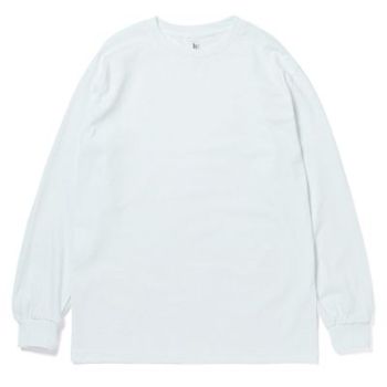 American Style AA1304-00S 6.0オンスユニセックスロングスリーブTシャツ（ホワイト） American　Apparel®「アルスタイル」は「アメリカンアパレル」に。多くの皆様からご支持をいただいている ALSTYLE 1301(半袖Tシャツ)、1304(長袖Tシャツ)が、American　Apparel としてリスタートします。ALSTYLEブランドの生地感・サイズ感はそのままに、American　Apparel が西海岸スタイルをお届けします。●製品取扱い注意湿った状態や、着用中の摩擦により他のものに移染する恐れがありますので、着用にはご注意ください。洗濯の際には色落ちにご注意いただき、淡色・白ものとは必ず分けて洗ってください。※他カラーは「AA1304-A」に掲載しております。※この商品はご注文後のキャンセル、返品及び交換は出来ませんのでご注意下さい。※なお、この商品のお支払方法は、先振込にて承り、ご入金確認後の手配となります。