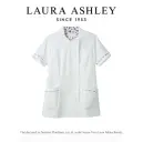 ローラ アシュレイ LW612-16 スクラブ（半袖） LAURA ASHLEY(ローラ アシュレイ)ときめきあふれる、花の彩り。英国の歴史と自然にインスピレーションを得た、ローラアシュレイの花柄プリント。その優雅な花柄を、ユニフォームに咲かせました。花々のやさしさと生命力に満ちた美しい彩りに、袖を通すたび、ときめきがあふれます。archive Violet series優しさを秘め、凛とした佇まい。英国の森林地帯の片隅に咲くすみれの花を連想させるプリントは、ローラアシュレイのアーカイブにあるアンティークテキスタイルから着想を得たデザイン。小枝や花びらが散りばめられた、躍動感のある柄が特徴です。コンパクトなVネックでさり気なく胸元をカバー。シンプルな中にこだわりを感じるスクラブ。●detail point・コンパクトなVネック。襟裏のプリント柄がチラリとのぞきます。・LAURA ASHLEYオリジナルボタン。・袖口のスリットと花柄パイピングが上質感を演出。・時計などを掛けるのに便利なウエストループ。・脇ポケットには小物の整理に便利な内ポケット付き。