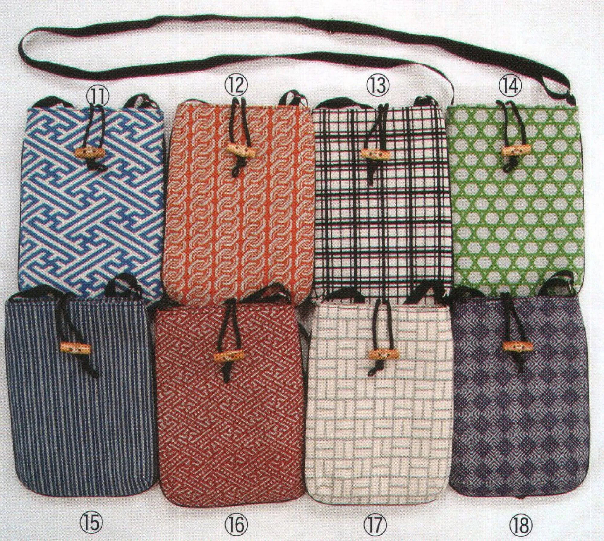 本染肩掛ポーチ 縦型 東京いろは POUCH-C 祭り用品・浴衣・股引・足袋 