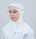 日本フィットフード FH-211 フィットフード 前合わせタイプ（50枚入り） ※50枚入りフィットフード～ツバ付きシリーズ～優れたフィット構造で、快適な着用感を実現。汚れが落ちやすく、洗濯性も高い経済的なフードシリーズです。●前合わせタイプ・従来からのオーソドックスなタイプの頭巾です。・首元を面ファスナーで止めるため微調整が可能です。・耐久性と程よい伸縮性のある生地を使用することにより、心地よさと製品寿命が向上しました。●フィットフードのニットとは？高機能・快適素材ソフィスタ水との親和性に優れた親水基を持つアクアティックファイバー、ソフィスタ。吸湿・吸水・拡散性に優れ、肌にやさしく接触冷感のある繊維です。・汚れ除去性様々な汚れに対し優れた除去性を発揮します。家庭洗濯で簡単に汚れが落ちます。・経済性繰り返し洗っても型崩れせず長くお使いいただけるので経済的です。・伸縮性本来持っている「メッシュ」と「ニット」のダブル構造の特性をうまく利用！「心地よい」装着感を実現しました。・ひんやり表面に凹凸があり、熱伝導性にもすぐれているため、肌表面の熱を素早く拡散します。・吸湿、速乾水との親和性があり汗をすばやく吸収拡散！べとつき・蒸れを防ぎます。・持続性フィットフードはJIS規格に基づく選択法にて、70回以上の耐久性を有する事が公的機関で証明されています。※この商品はご注文後のキャンセル、返品及び交換は出来ませんのでご注意下さい。※なお、この商品のお支払方法は、先振込(代金引換以外)にて承り、ご入金確認後の手配となります。