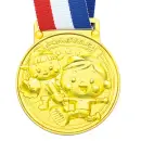 アーテック 21768 3D合金メダルエンジョイフレンズ 高級感と重量感たっぷりの金属製のメダルです。運動会やスポーツ大会のプレゼントとしてぴったり！マジックテープ付きリボンは、もしもの時も首がしまらず安全です。直径約6cm。厚み7mm。※この商品はご注文後のキャンセル、返品及び交換は出来ませんのでご注意下さい。※なお、この商品のお支払方法は、前払いにて承り、ご入金確認後の手配となります。