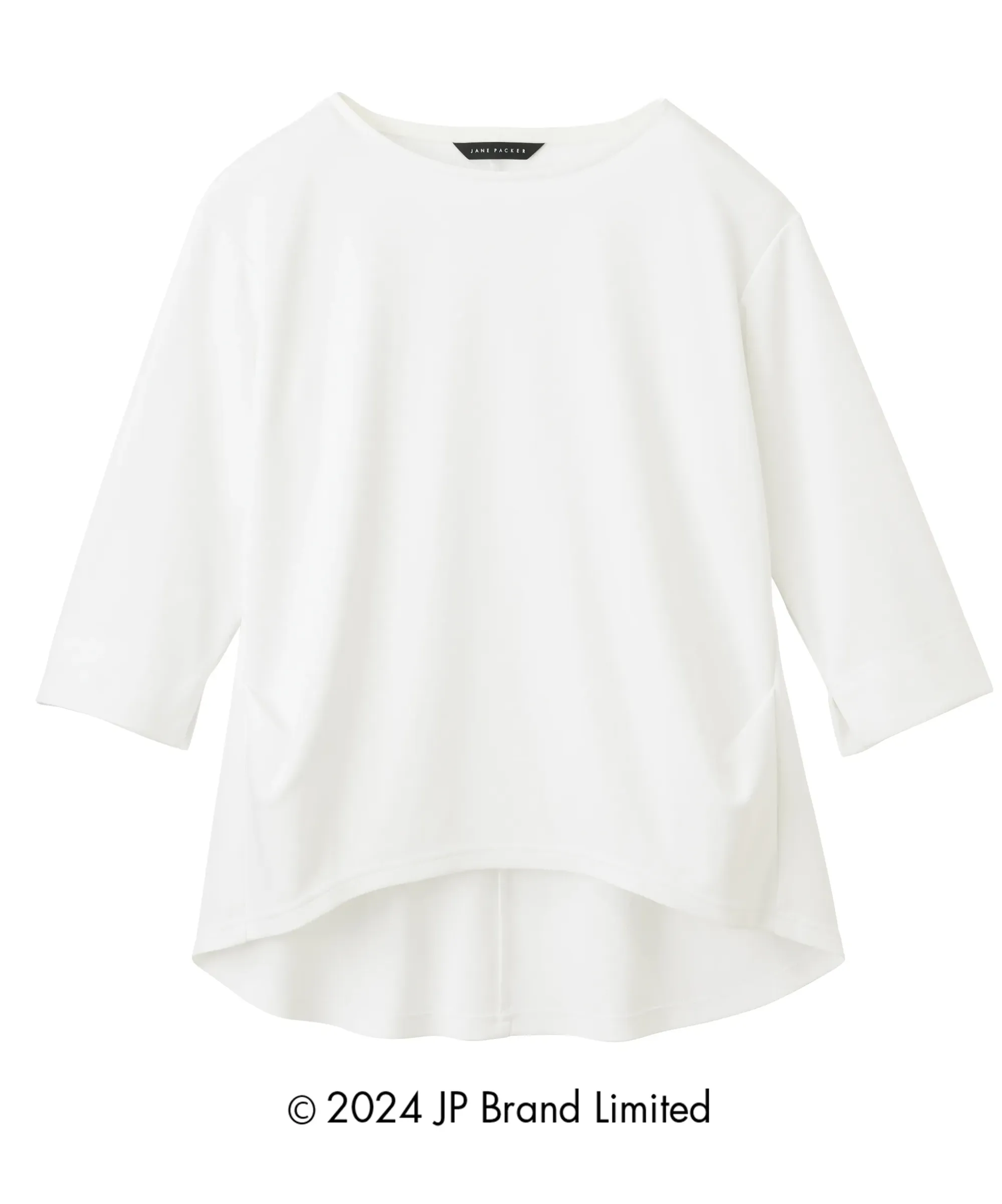 セロリー S-73198-B カットソー　6L(特注)～7L(特注) シンプルで上質な「大人のTシャツ」ヒップをすっぽり隠すラウンドヘムでさり気なくスタイルアップ■アスティ®■スポーツウェア並みの機能を備えたハイブリットな上質コットン見え素材限りなくコットンに近い見た目と風合い、凹凸のある表面と滑らかな触感の心地さが特徴。軽やかな着心地、見た目の上質さに加え、吸汗速乾性・耐久性・防透け性に優れた機能を備えたこだわりの自信作。リサイクルポリエステルも使用している環境配慮型ファブリックです。裏まで快適素材◆セロリーのニット Selery'sKnit◆今ではあたりまえのニット素材のユニフォームを、技を結集して業界で初めて採用したセロリー。その後も50年以上研究を重ね、使用する糸種、編み方、パターンなど、快適さにとことんこだわり、多彩な商品へと進化し続けています。■JANEPACKER（ジェーン・パッカー）■今までのユニフォームでは無かった概念への挑戦が可能にJANE PACKER と、セロリーが出逢い、JANE PACKER の色味を統一したカラーテクニックや可憐なフラワーデザインを取り入れることで、洗練された印象へと導く大人スタイルが完成。今までのユニフォームには無かった概念へのさらなる挑戦が可能となり、セロリーのモノ作りやスタイリングを、さらに進化させます。ONE TONE で描かれる洗練された色の世界観。デスクにいる時だけが仕事じゃない今の時代に働く服こそ “自分らしい” カラーとデザインを選ぶ、そんな女性に。・ジェーンパッカーらしいワントーンで魅せる統一感・ユニフォームに新しいカラーを取り入れて・働く服として選べる多彩なパンツスタイル・型にはまらない新しいアイデアで、選ぶ楽しさと着るワクワク感を※「アスティ®」は帝人フロンティア(株)の登録商標です。※6L、7Lは受注生産になります。※受注生産品につきましては、ご注文後のキャンセル、返品及び他の商品との交換、色・サイズ交換が出来ませんのでご注意ください。※受注生産品のお支払い方法は、前払いにて承り、ご入金確認後の手配となります。