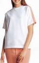 サーヴォ CT-98 Tシャツ 優しい色のサーモンピンクがフレンドリーさを印象付けて。衿や袖口のフライスにも抗菌加工のケタミック加工糸を使用。汗をかいても長時間、清潔さを保ってくれます。動きやすさ抜群の快適ケアウエア。 ※2009年12月よりプライスダウン致しました。